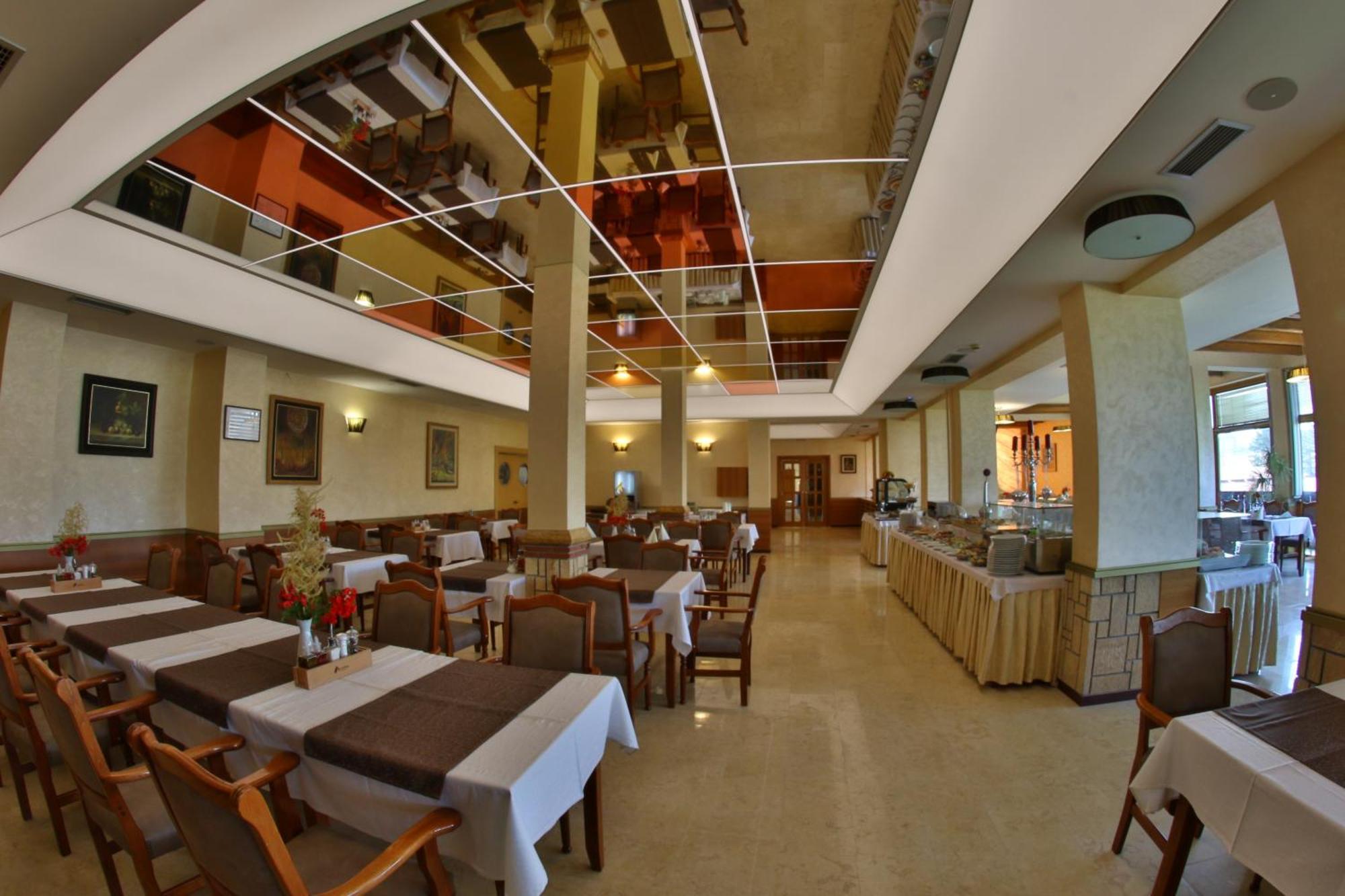 Hotel Olimp Zlatibor Buitenkant foto